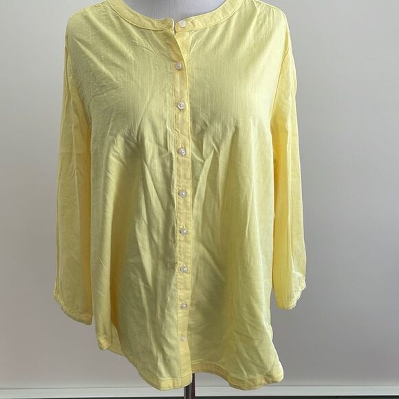 NWT St. John’s Bay lemon yellow button down top with button sleeves size large - Picture 1 of 10